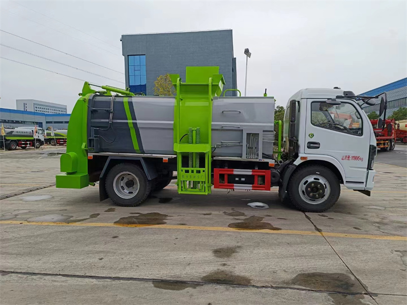 ����8���ͳ�������